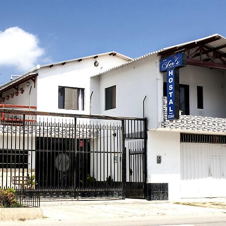 Jer'S Hostal Tumbes Buitenkant foto