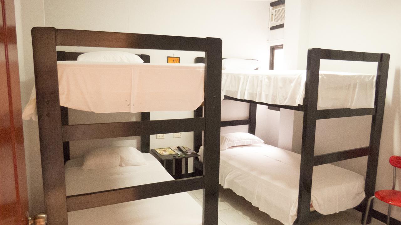 Jer'S Hostal Tumbes Buitenkant foto