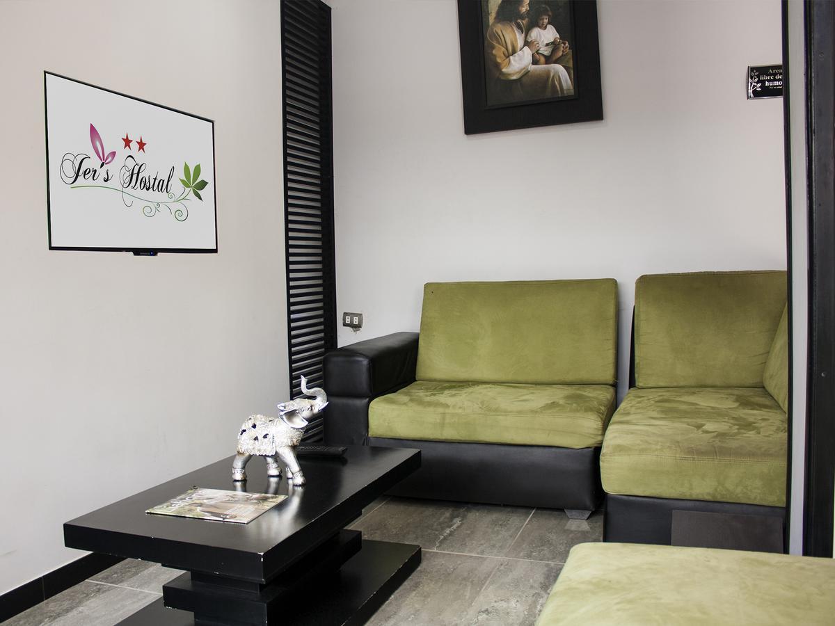 Jer'S Hostal Tumbes Buitenkant foto